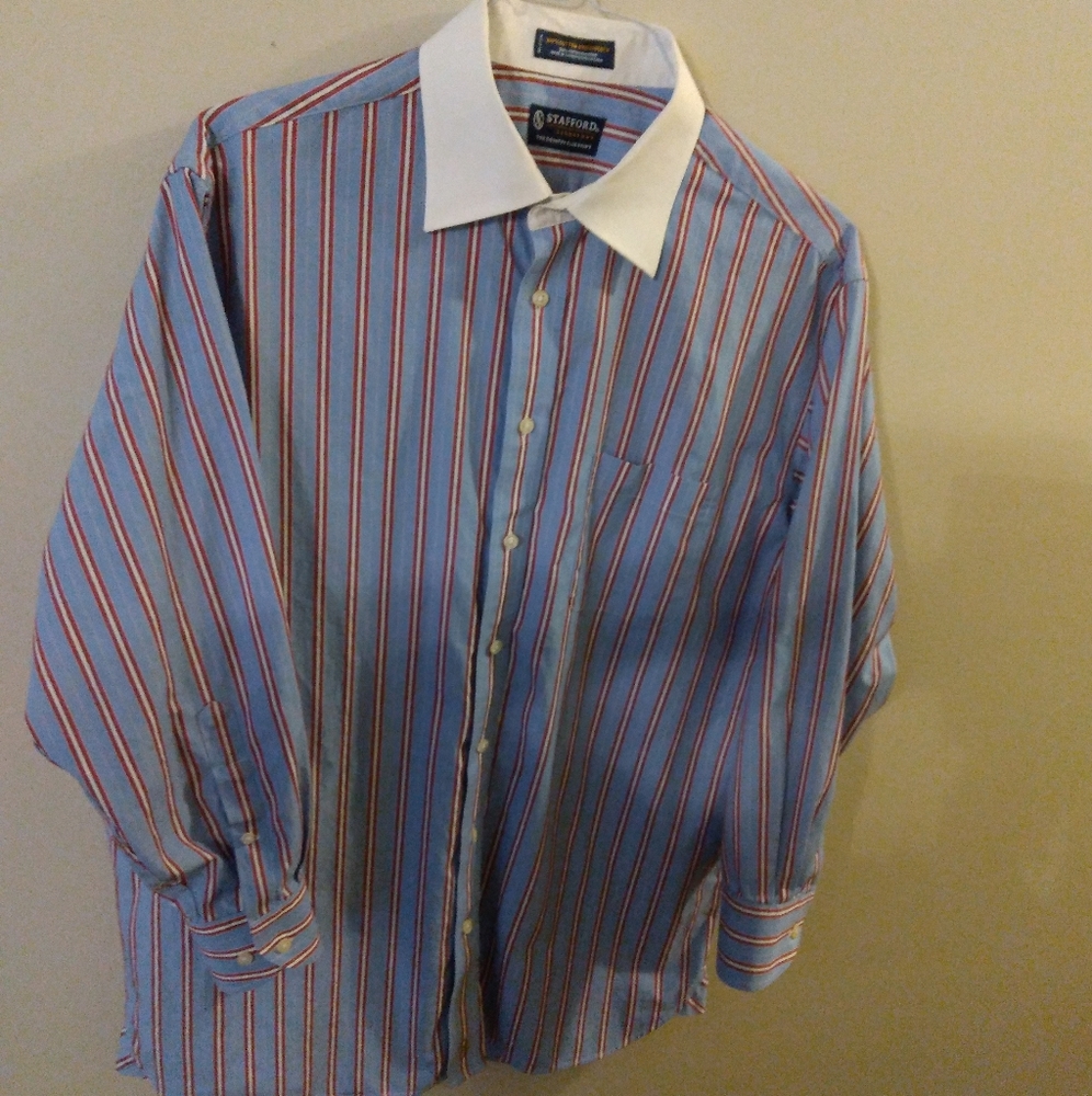 Stafford men's striped, button-down dress shirt sz 17/ 32-33